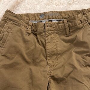 Vuori Men's Tan Chinos
